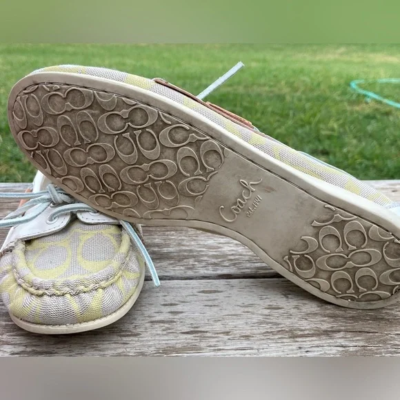 Coach Yellow and Cream Boat Loafer Flats Size 7 In Box!! - Picture 9 of 9